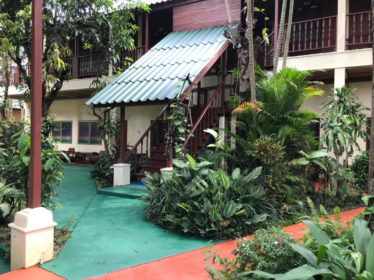 Golden Triangle Palace Chiang Rai Extérieur photo